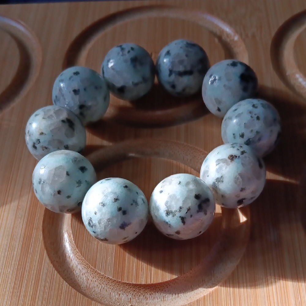 Maoshan Jade aka Kiwi Jasper (Seasame Jasper) Stone Bead Stretch Bracelet 20 mm